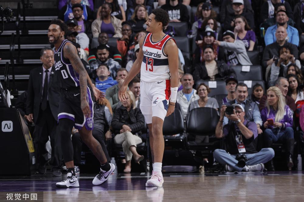 映了B费在 映了B费在