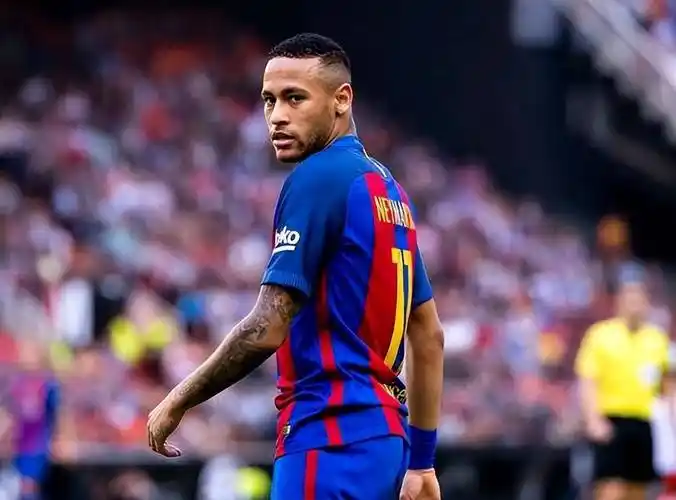 于半场停滞 于半场停滞